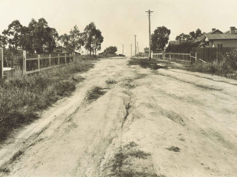 Haig Street Ringwood in the 1930/40s (Courtesy of the Ringwood Historical Society -SS0122)